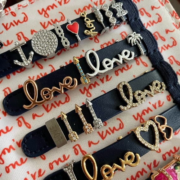 KEEP COLLECTIVE Collection - Picture 3 of 7